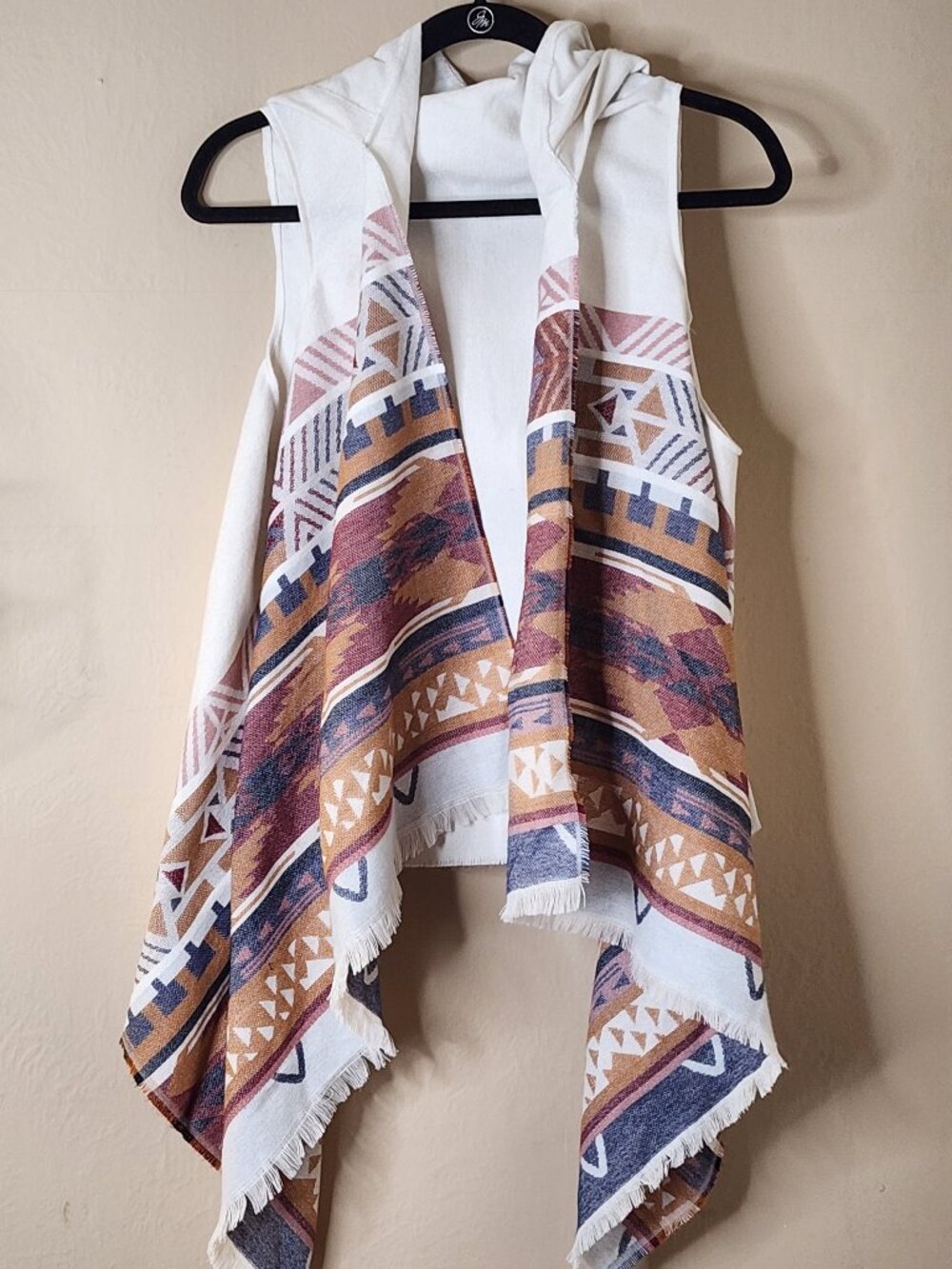 Francesca's Women' One Size Open Front Hooded Poncho Sweater Aztec Wrap NWT